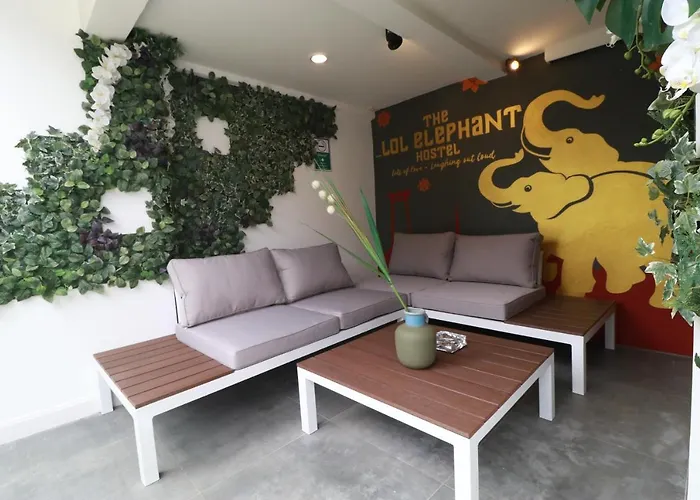 Hostel The Lol Elephant Bangkok